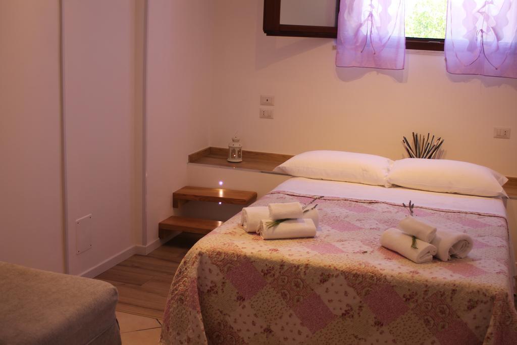 Bed and Breakfast Dimora Rosso Piceno Оффида Экстерьер фото